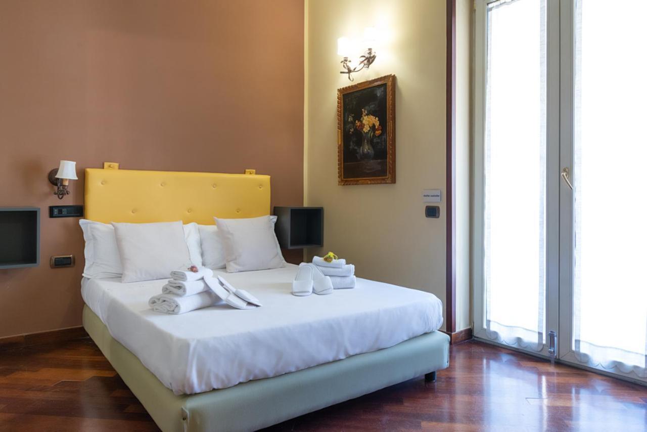 נאפולי Hotel Suite Ares מראה חיצוני תמונה