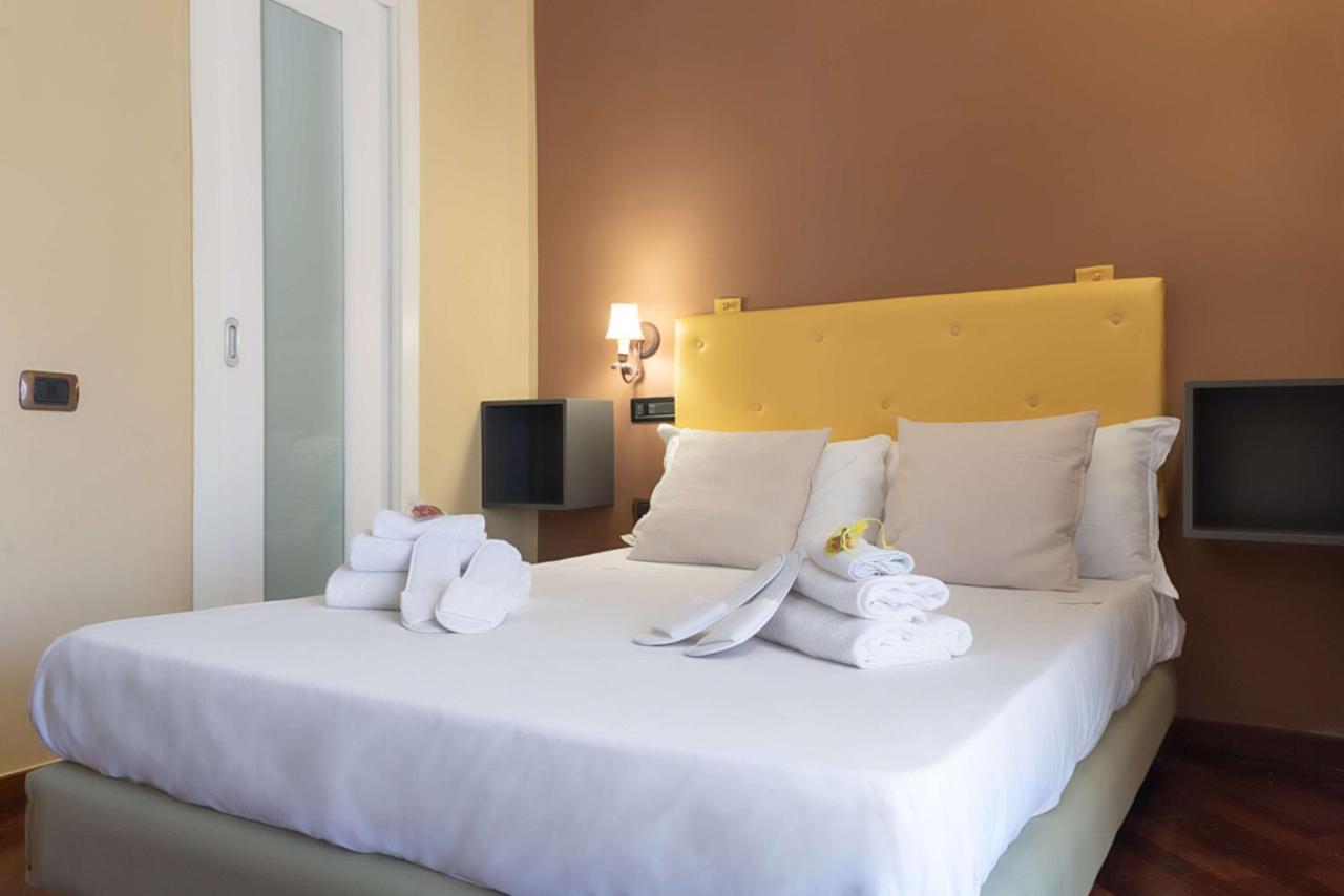 נאפולי Hotel Suite Ares מראה חיצוני תמונה