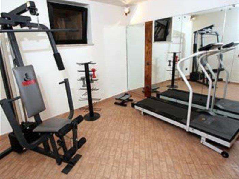 נאפולי Hotel Suite Ares מראה חיצוני תמונה